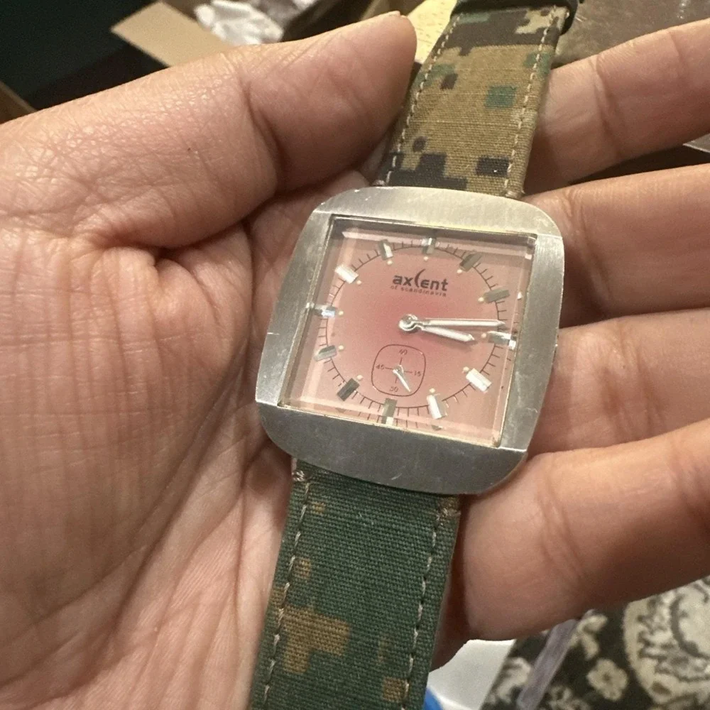 Working Axcent of Scandinavia Pink D.Jakobsson X1000 Rocker‎ 38mm Unisex Watch